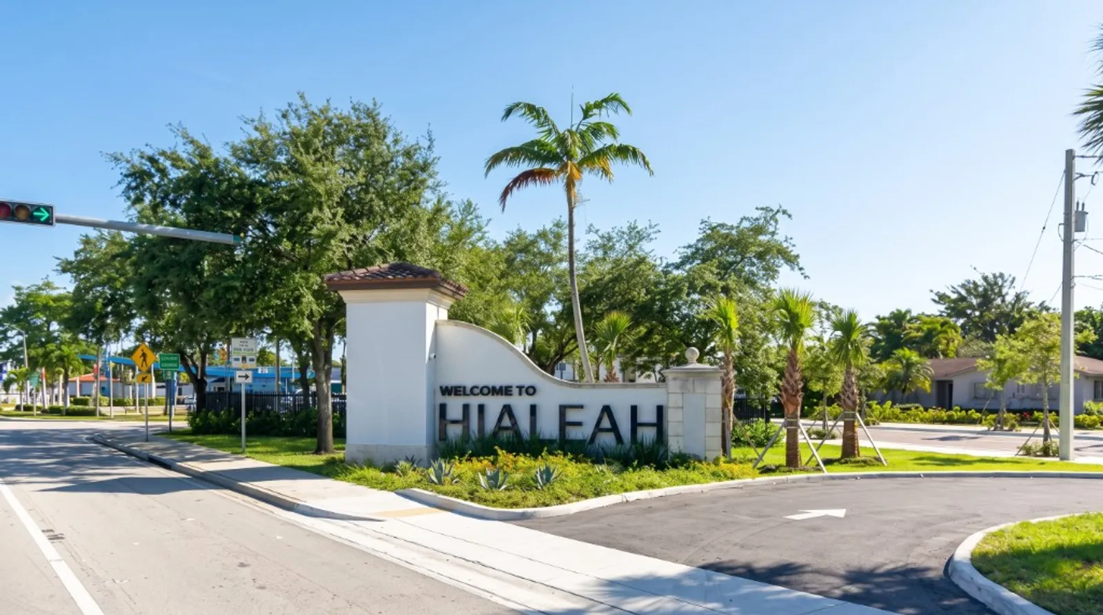 Welcome to Hialeah sign along the road, the city Star Phone Fix calls home