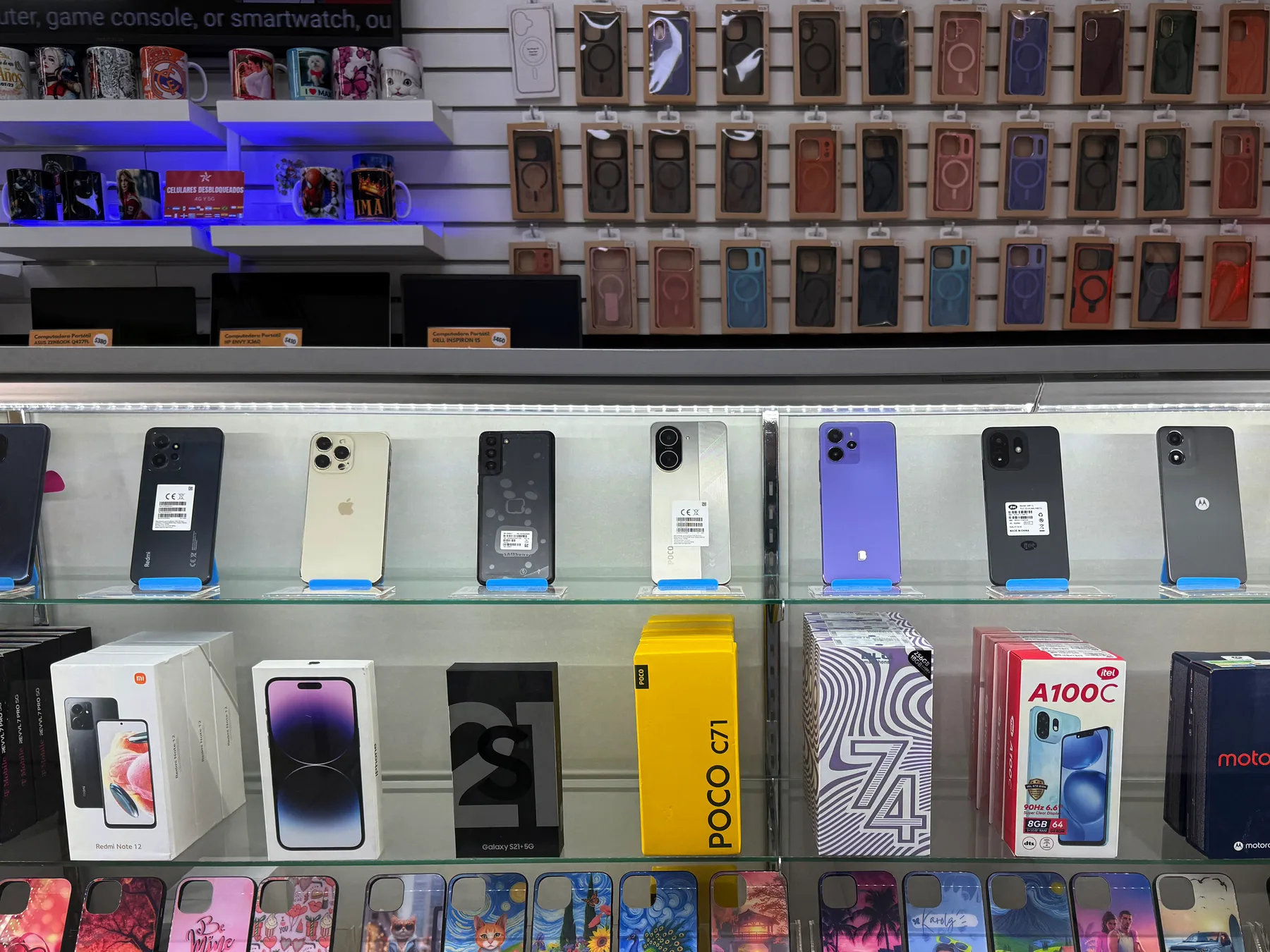 Unlocked phones on display at Star Phone Fix in Hialeah